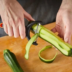 Fiskars Functional Form Skreller Tverrgående Blad