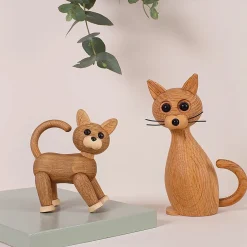 Spring Copenhagen Wooden Figures Sneaky Trefigur